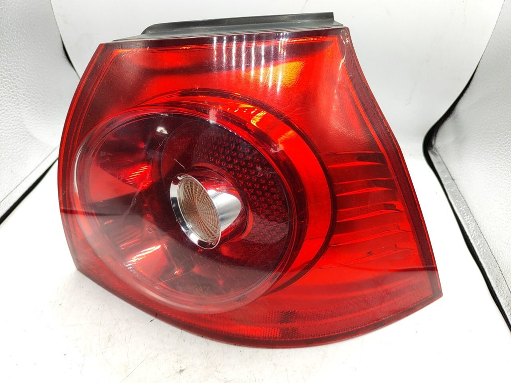 Volkswagen Golf MK5 2005 LHD Rear Right Taillight Light 1K6945096E