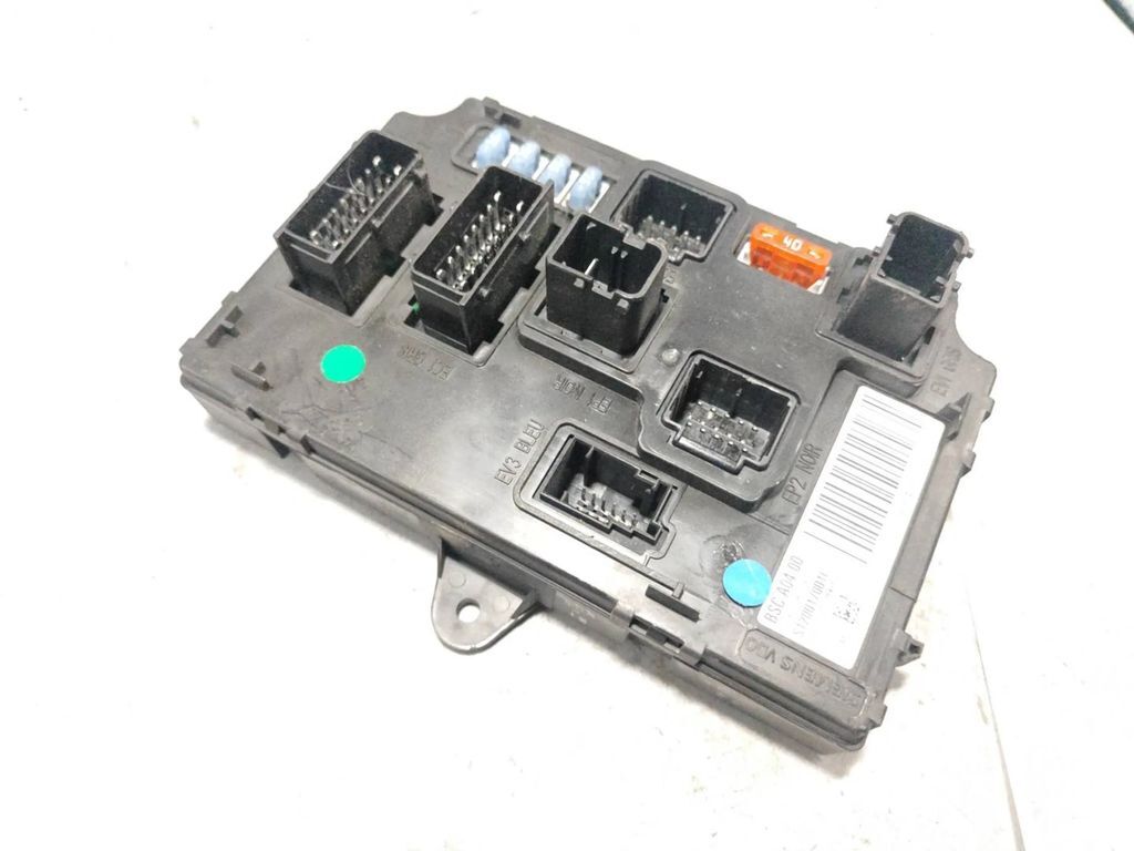 Citroen C6 2.7HDI Diesel 2010 Fuse box module S120017001 
