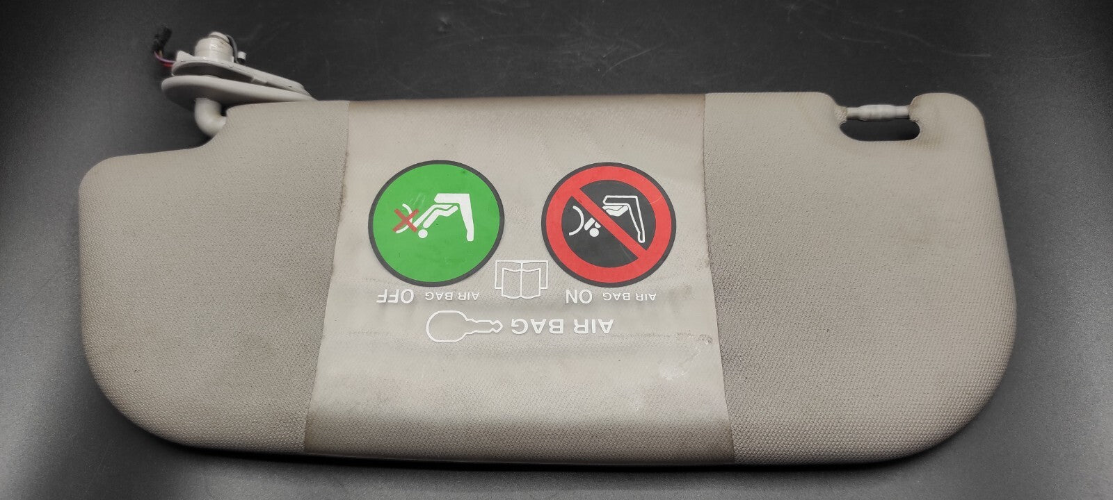 Alfa Romeo 147 1.9JTD 16V Diesel 2003 LHD Front Right Sun Visor Cover