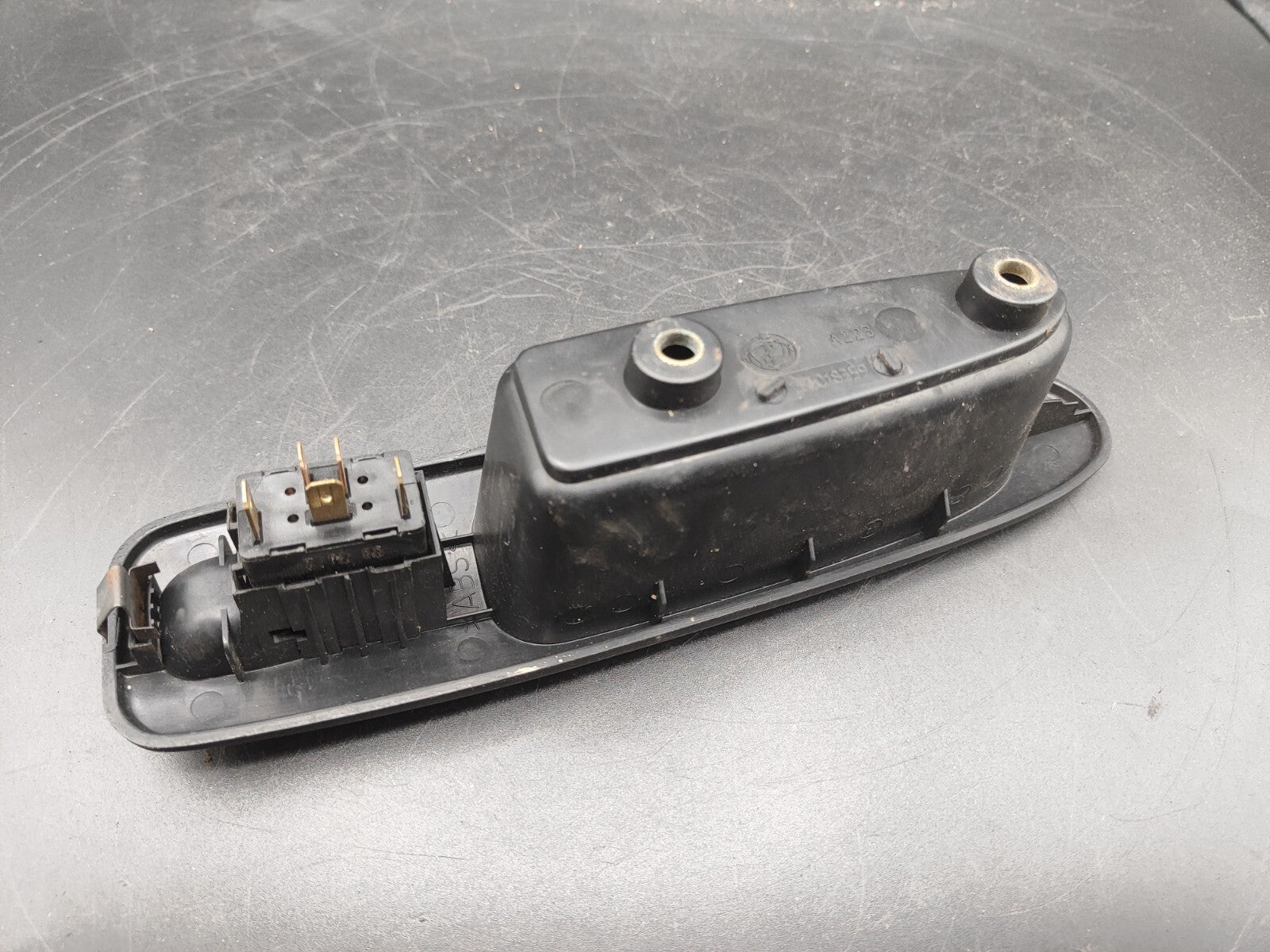 Alfa Romeo 166 2.4JTD 110kW 10V 2003 Electric Window Switch Button 156018359