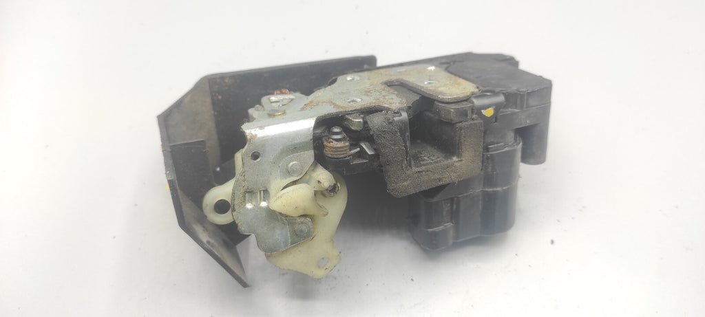 Alfa Romeo 156 1.9JTD 110kW Diesel 2005 LHD Front Left Door Lock 18110241