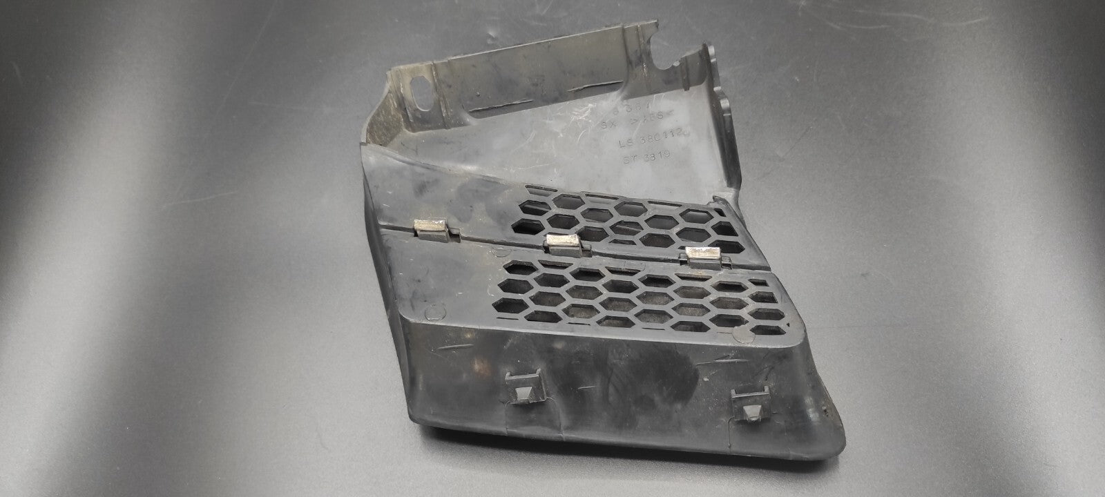 Alfa Romeo 156 Facelift 2004 Front Left Side Upper Bumper Grill LS380112