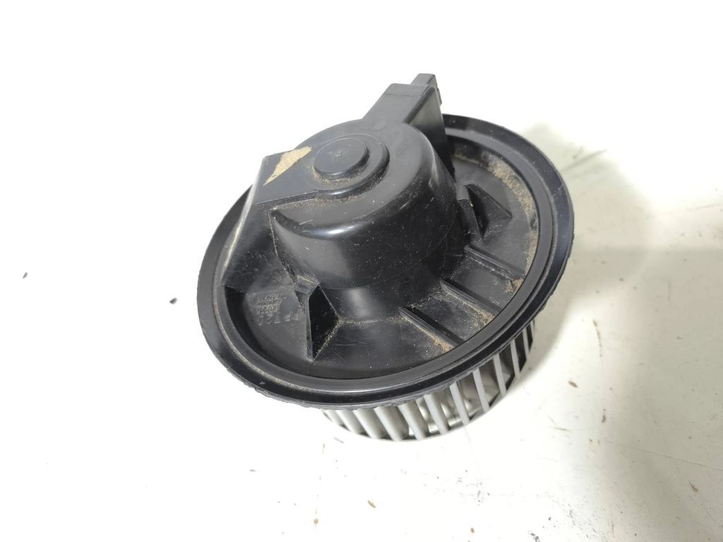 Alfa Romeo 155 1.8TS 1994 LHD Interior Heater blower fan motor 