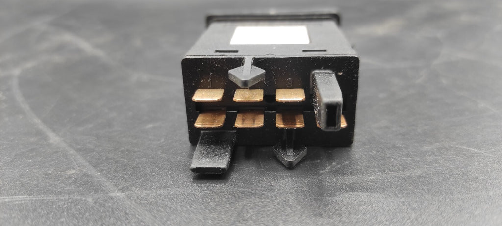 Audi A6 C4 1995 Hazard Light Warning Switch Button 4A0941509