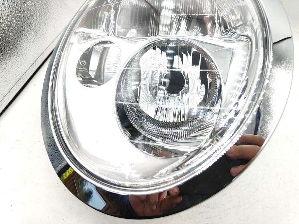Mini Cooper R50 R53 2005 TYC Front Right Headlight PERFECT CONDITION