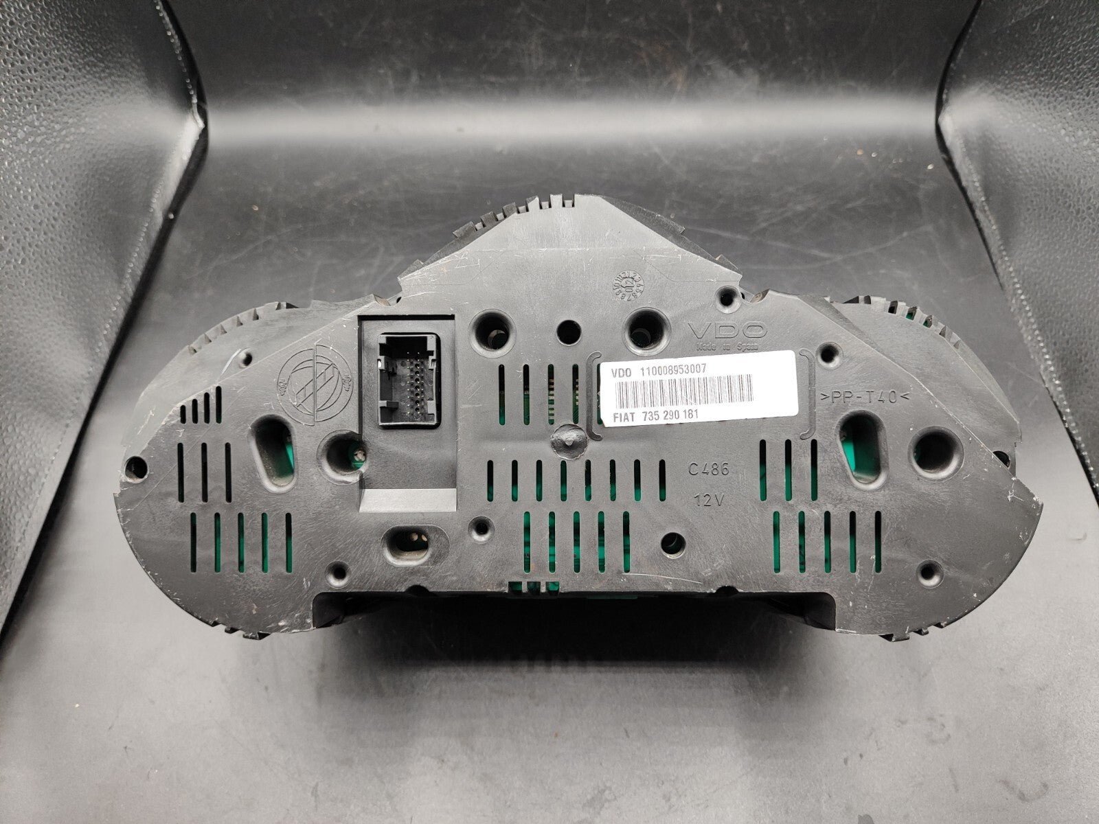 Alfa Romeo 147 Diesel 1.9JTD 2003 LHD Speedometer Cluster 735290181