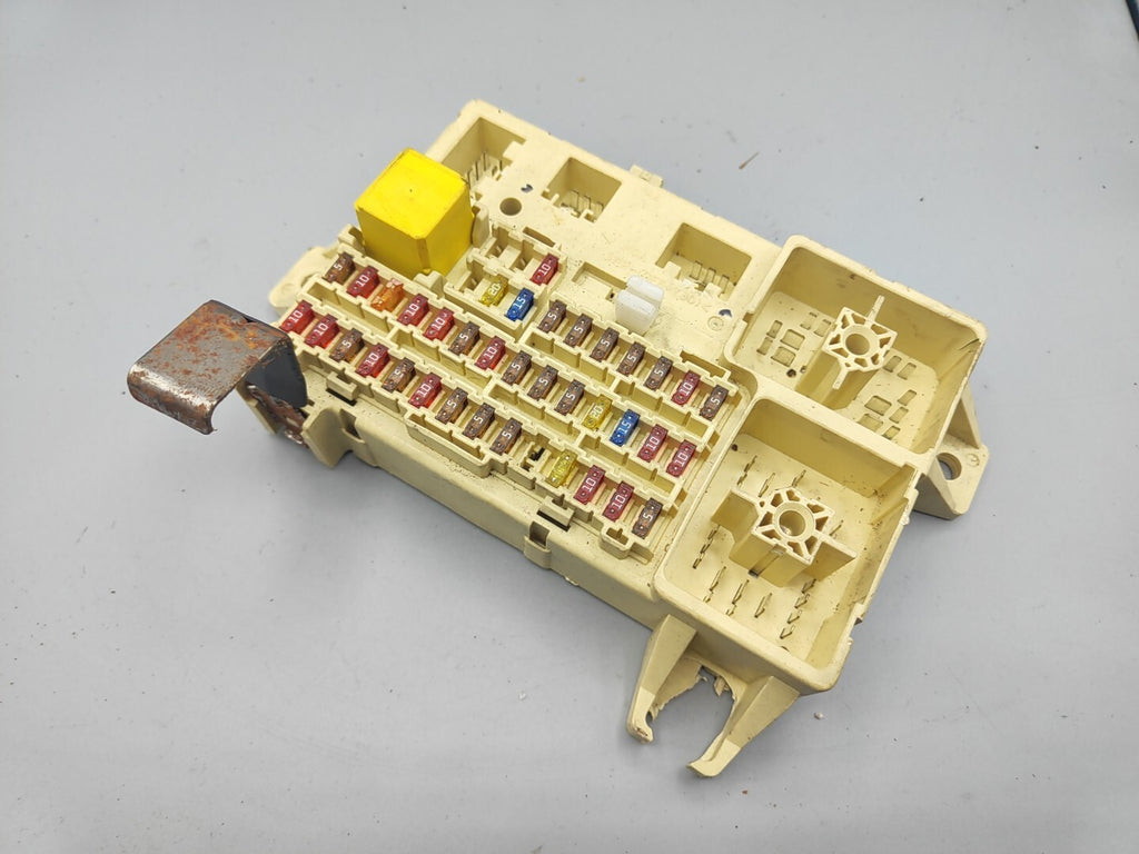 Jaguar S Type 3.0i 2000 Fuse Box Control Module ECU Unit XR8T14A067BA