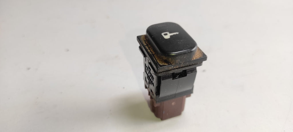 Peugeot 607 3.0i V6 Petrol 2001 Central Locking Switch Button 96296488