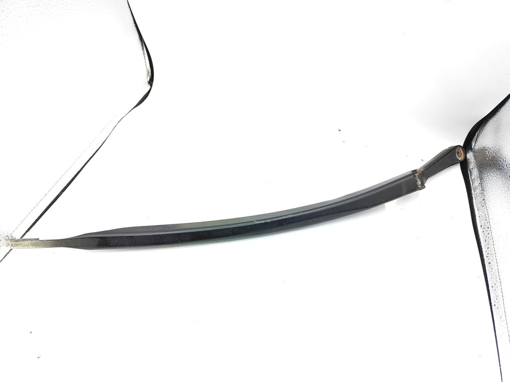 Alfa Romeo GT 2.0JTS 122kW 2005 LHD Front Right Wiper Blade Arm