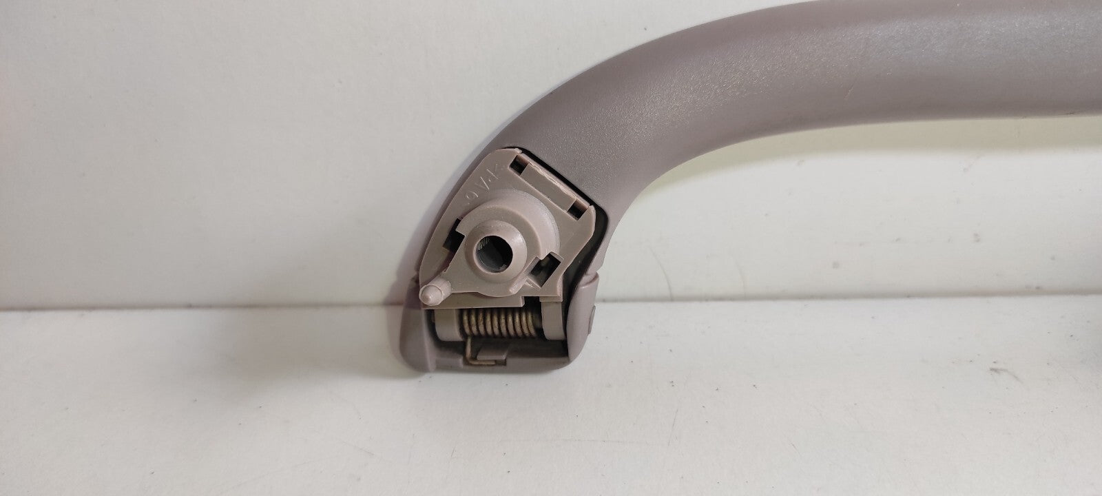 Peugeot 607 3.0i V6 2000 Rear Right Side Roof Grab Handle