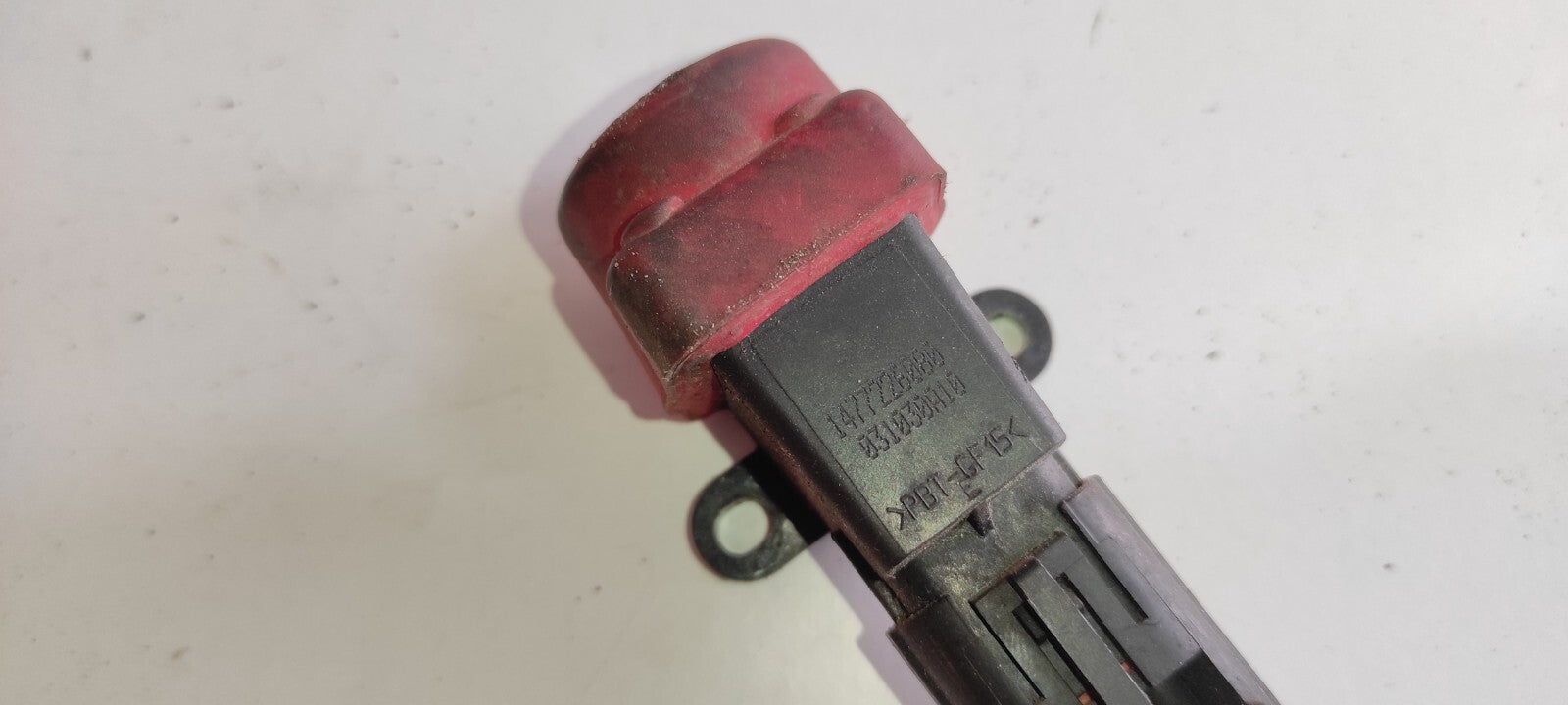 Peugeot 607 3.0i V6 2001 Petrol Fuel Cut Off Switch 1477226080