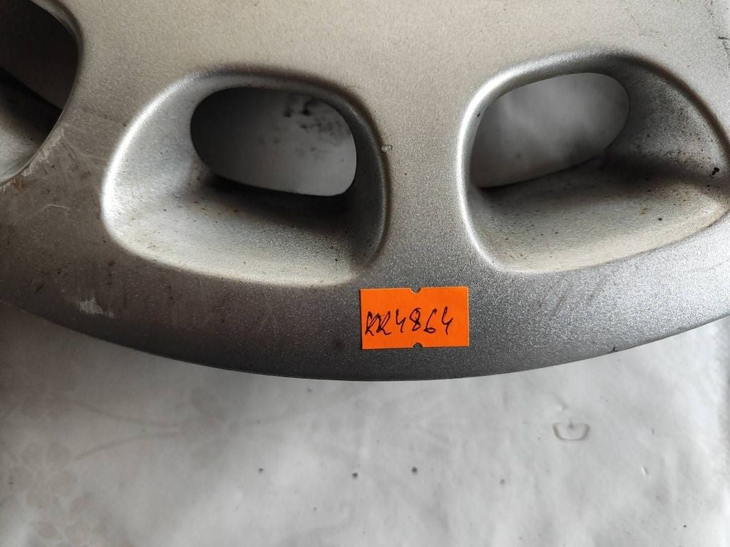 BMW 5 E39 1997 R15 wheel hub cap trim cover 36131093324 