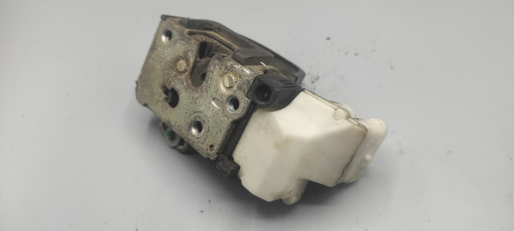 Alfa Romeo 147 1.9JTD 110kW Diesel 2004 LHD Front Left Door Lock B792