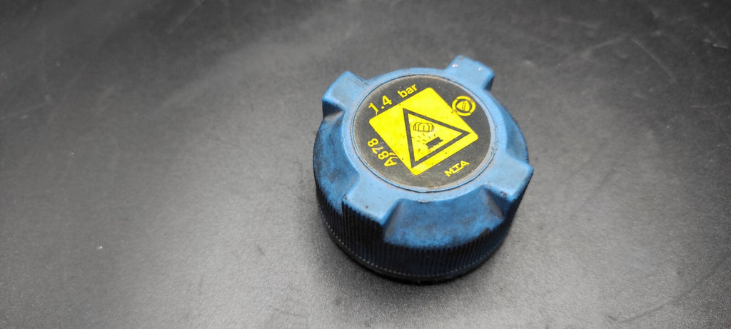 Alfa Romeo 147 1.9JTD 16V 103kW 2004 Cooling Radiator Reservoir Tank Cap Cover