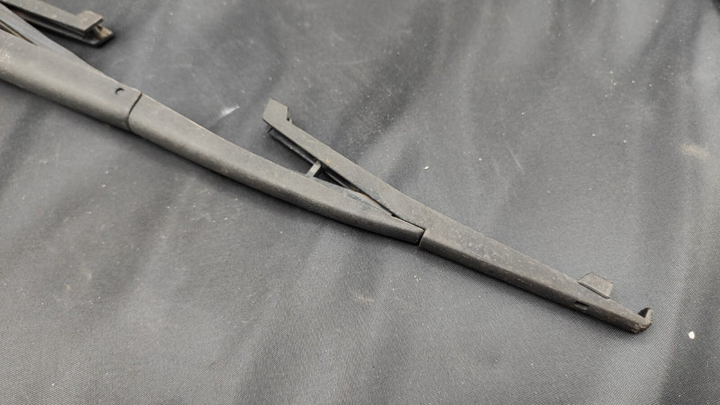 Alfa Romeo 156 SW 2.4JTD 110kW 2004 Rear Tailgate Trunk Wiper Blade Arm