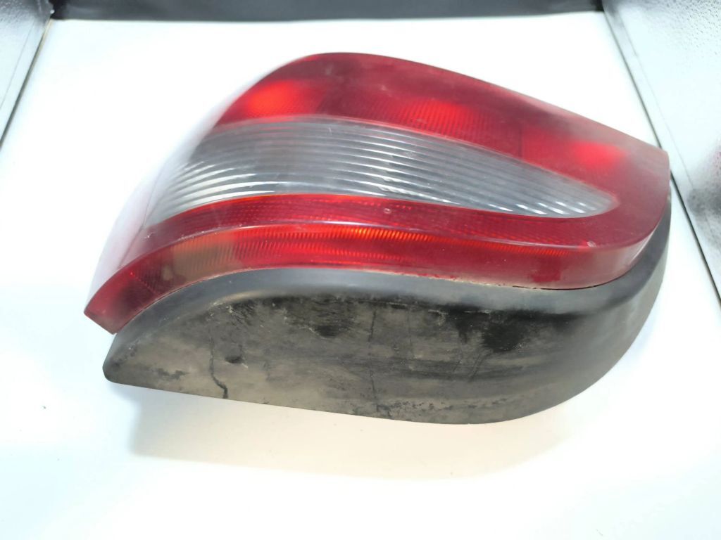Renault Megane I 1999 rear right tail light lamp 7700428321 