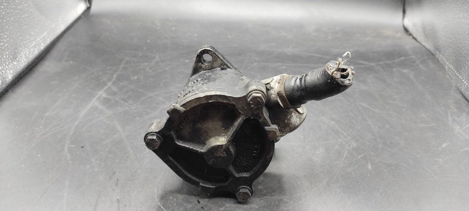 Alfa Romeo 147 1.9JTD 85kW 2003 Diesel Engine Vaccum Pump 46771105