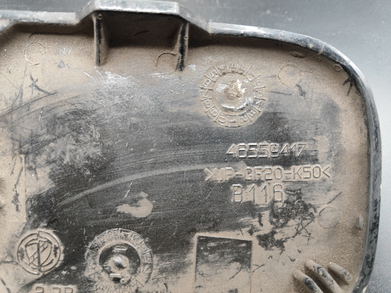 Alfa Romeo 145 1999 Fuel Flap Cap Cover 46559417  Black