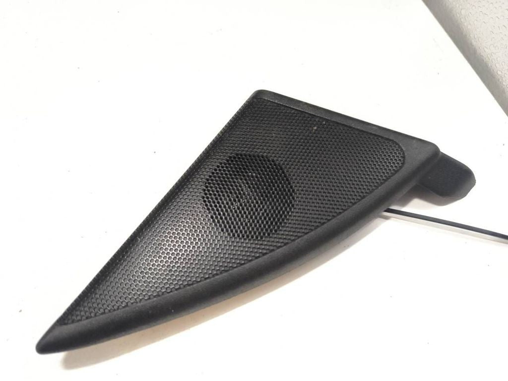 Mercedes-Benz C W203 2001 Front door right tweeter speaker A2037200248 