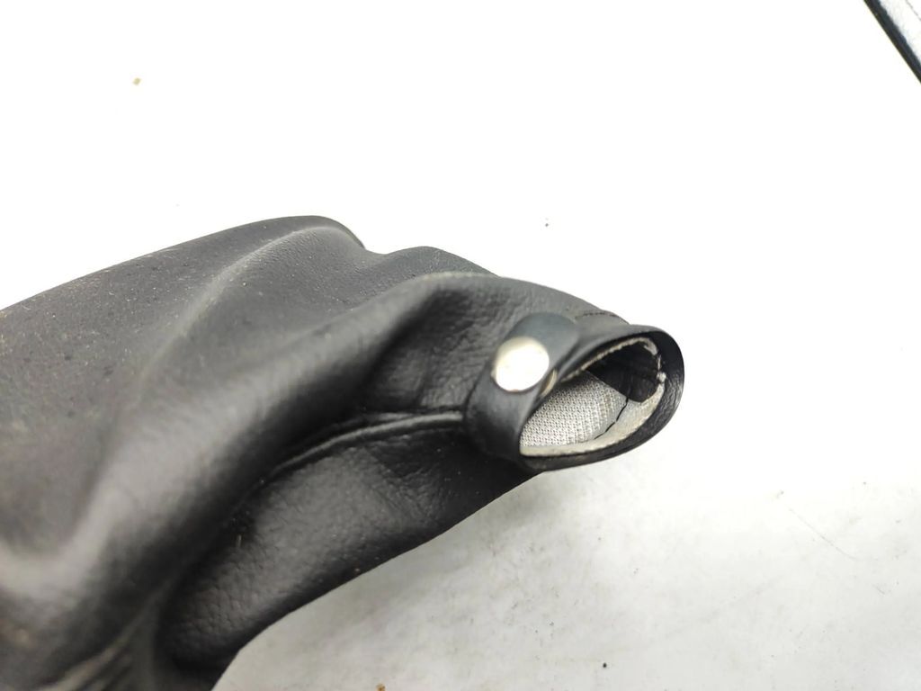 Alfa Romeo 159 2.2JTS 136kW Petrol 2006 Handbrake leather trim 