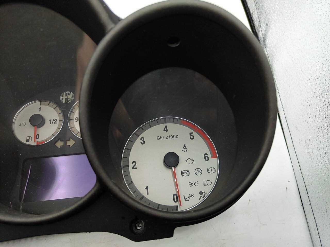 Alfa Romeo GT 1.9JTD 2005 LHD Dash Cluster Speedometer 156050197