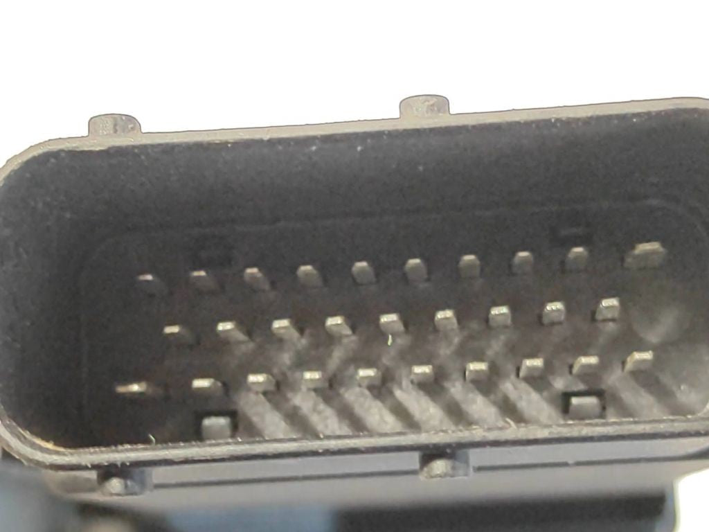 Volkswagen PASSAT B5 2000 front left window regulator motor 0130821695 