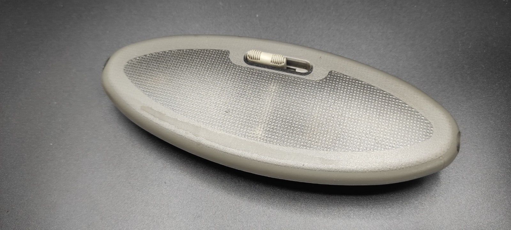 Alfa Romeo 147 / GT 1.9JTD 110kW 2007 Rear Interior Roof Reading Light 0881700