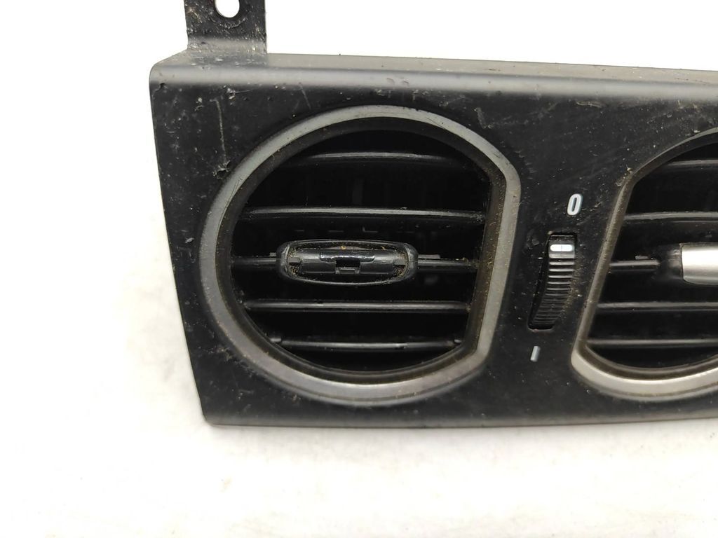 Alfa Romeo 159 2.2JTS 136kW 2006 Rear console air vent grill 939L6376563 