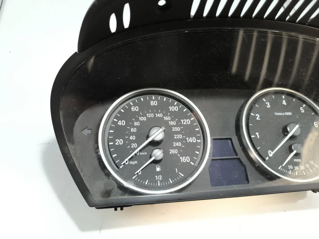 62109194887 BMW 5 E60 E61 2008 Petrol speedometer instrument cluster 