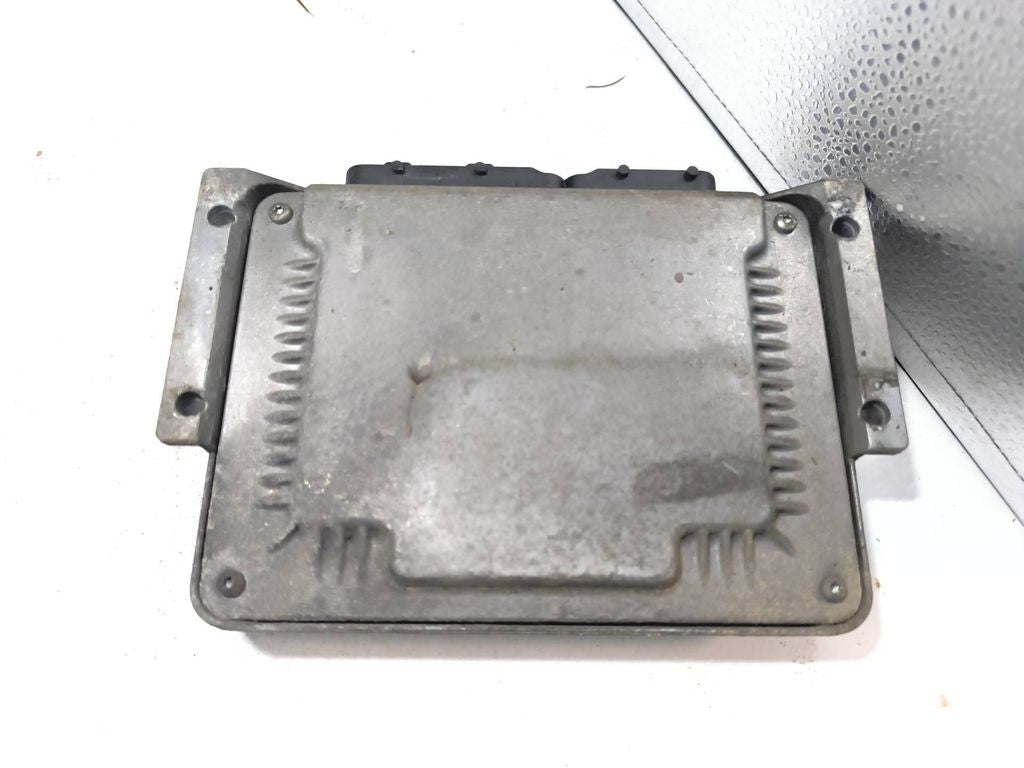 Alfa Romeo 166 2.4JTD 1999  Engine control unit module ECU 0281011503