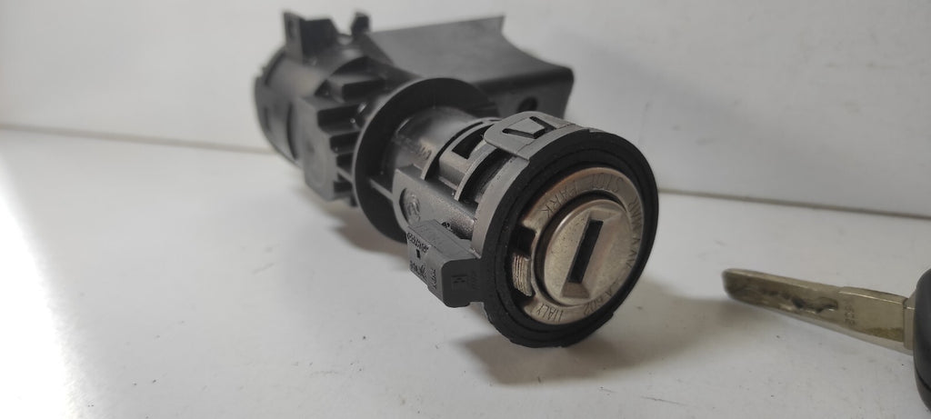 Alfa Romeo 147 1.9JTDm 85kW Diesel 2003 LHD Ignition Lock Barrel With Key