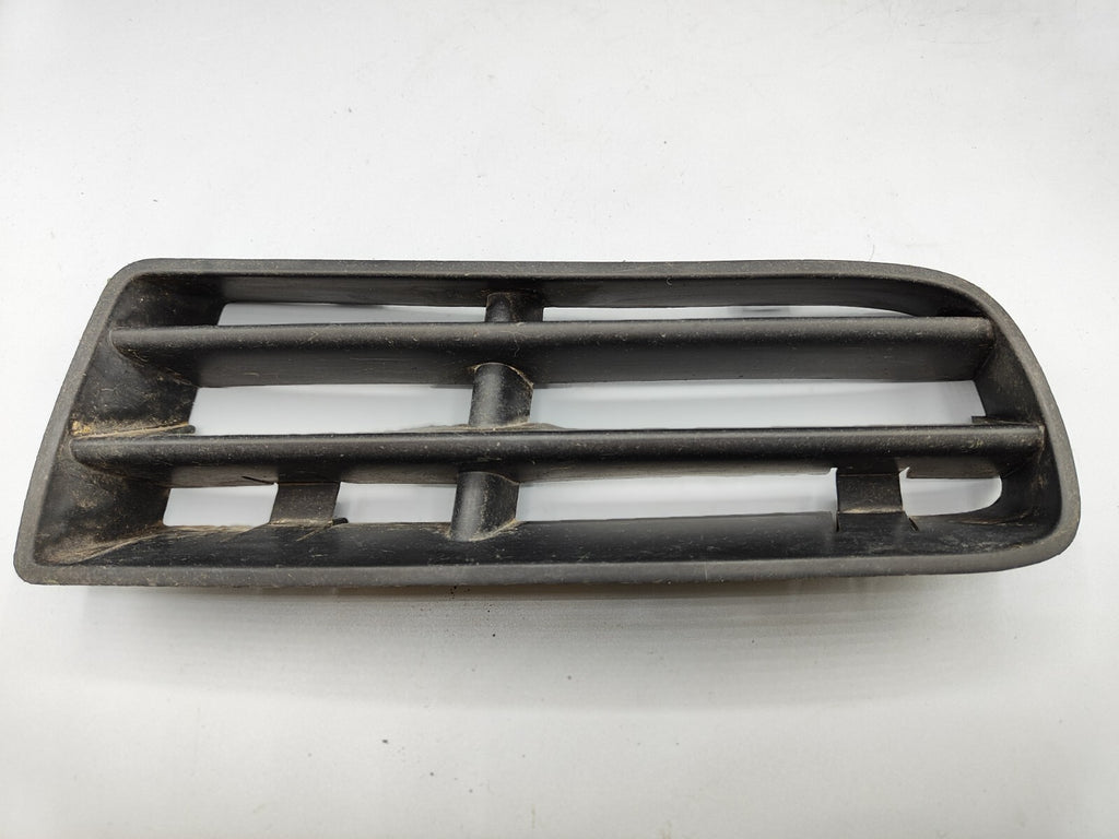 Volkswagen Golf MK4 2001 Front Left Bumper Lower Grill 1J0853666E