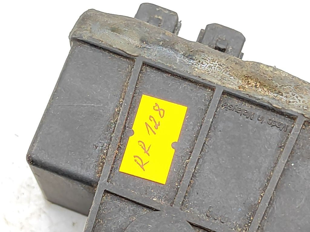 Alfa Romeo 156 2004 Glow plug pre heat relay 0281003010 