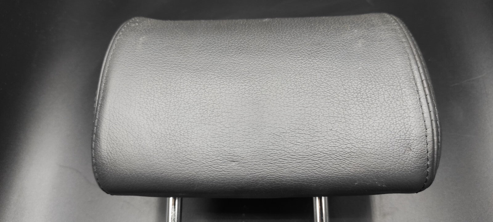 Alfa Romeo GT 1.9JTD 110kW 2007 Rear Interior Seat Headrest Black Leather