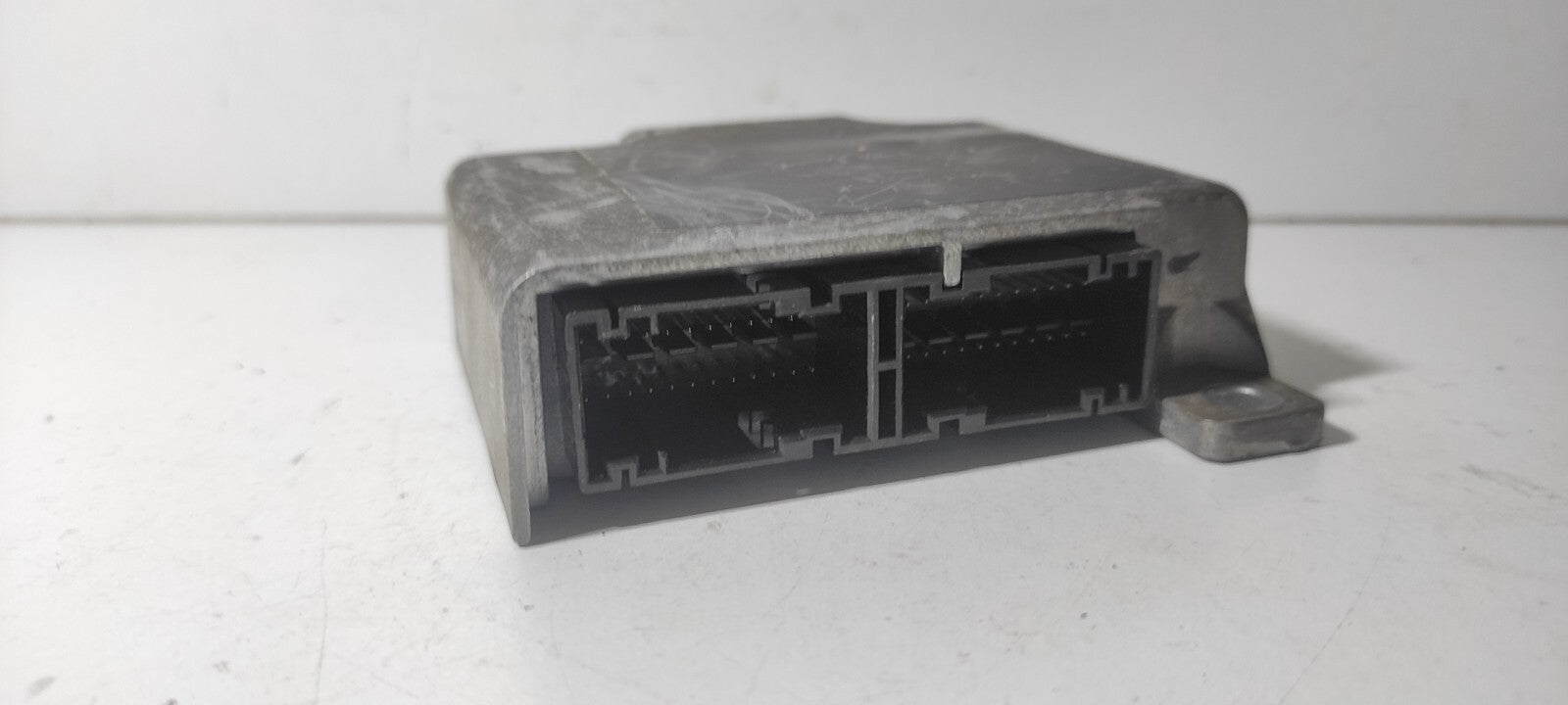 Alfa Romeo 159 1.9JTDm 88kW 2008 Safety Control Unit ECU Module 50510957