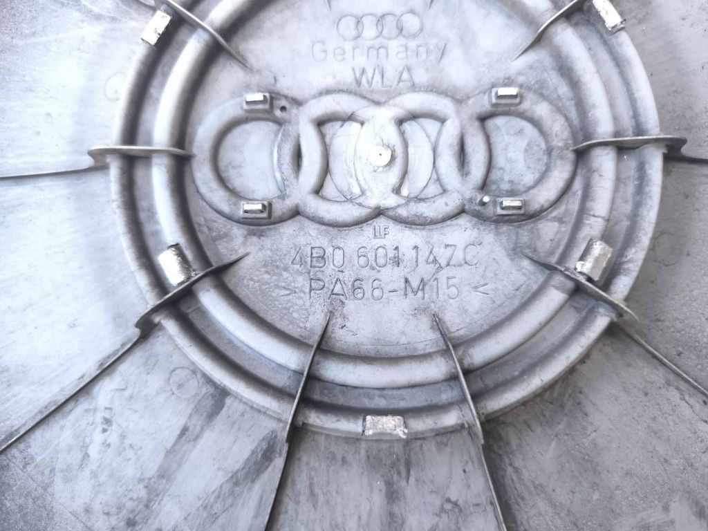 Audi A6 S6 C5 4B 2004 R16 wheel hub cap trim 4B0601147C 