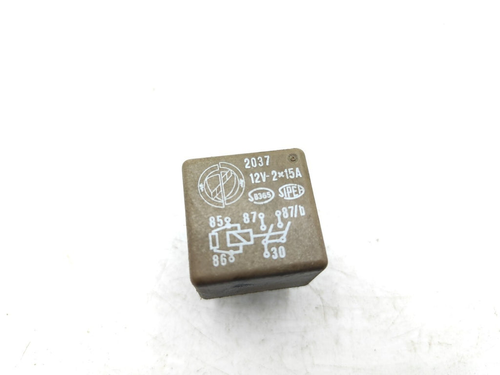 Alfa Romeo 2.4JTD 166 Relay Control Unit Module