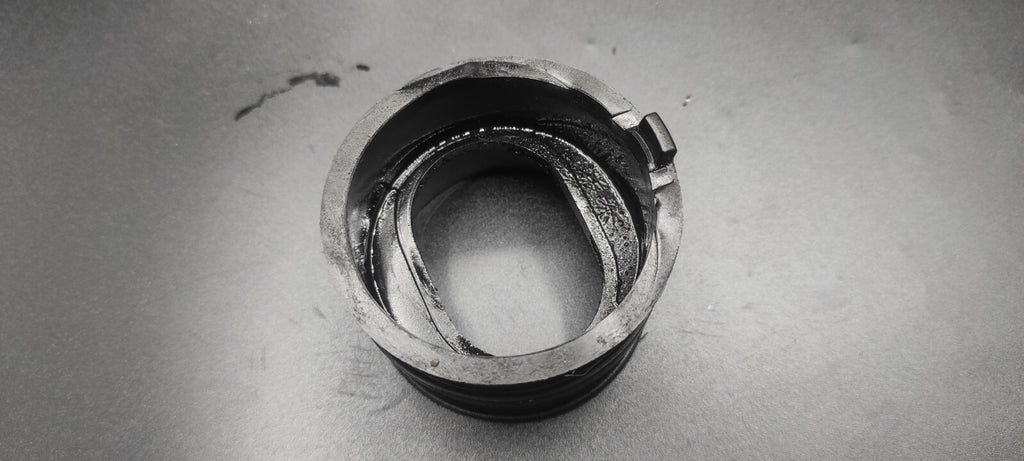 Alfa Romeo GT 2.0 JTS 122kW 2004 Petrol Engine Intake Manifold Rubber Pipe