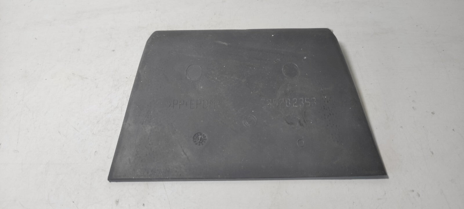 Alfa Romeo 147 1.9JTD 103kW 2002 Front Dash Panel Rubber Mat 735282353