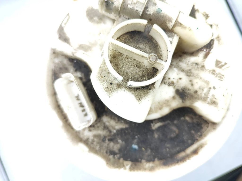 Alfa Romeo 159 2.2JTS 2006 Petrol in tank fuel pump level sender 55601544 