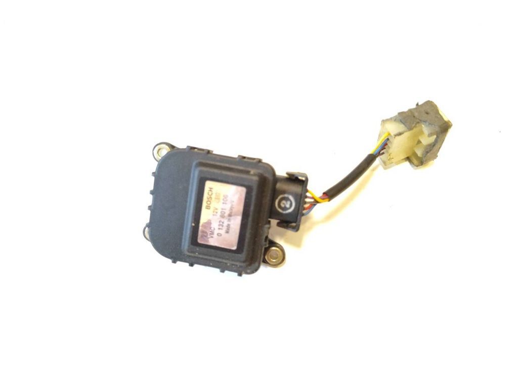 Alfa Romeo 155 1.8i 103kW 1994 Air heater flap actuator motor 0132801106 