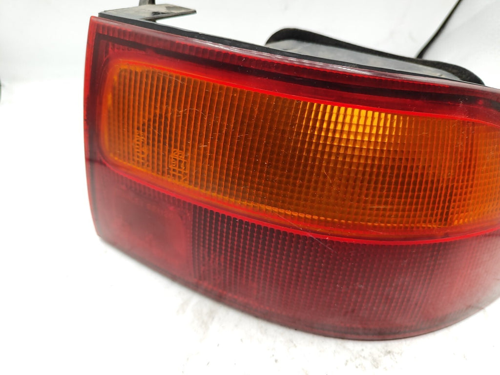 Honda Civic EG 5 Gen 1.5i Hatchback 1994 LHD Rear Right Side Taillight 0431120