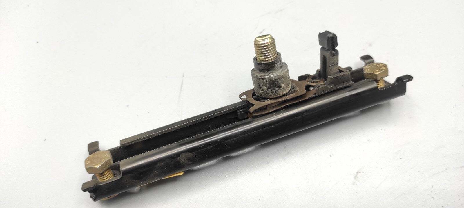 Alfa Romeo 156 2002 Rear Left Seatbelt Height Adjustment Regulator Rail