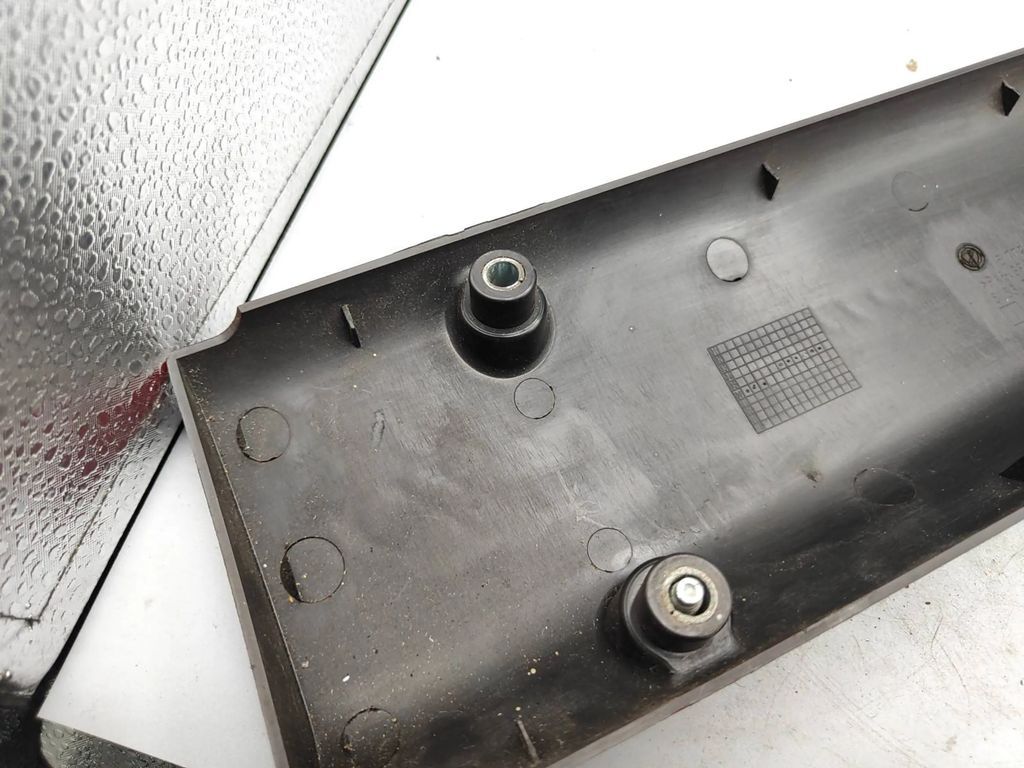 Alfa Romeo 159 2.2JTS 136kW 2006 Petrol Top engine cover trim 51772695 