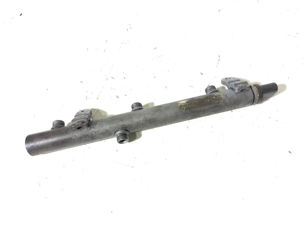 Mercedes-Benz E W211 2005 Diesel fuel rail line pipe A6420702695 