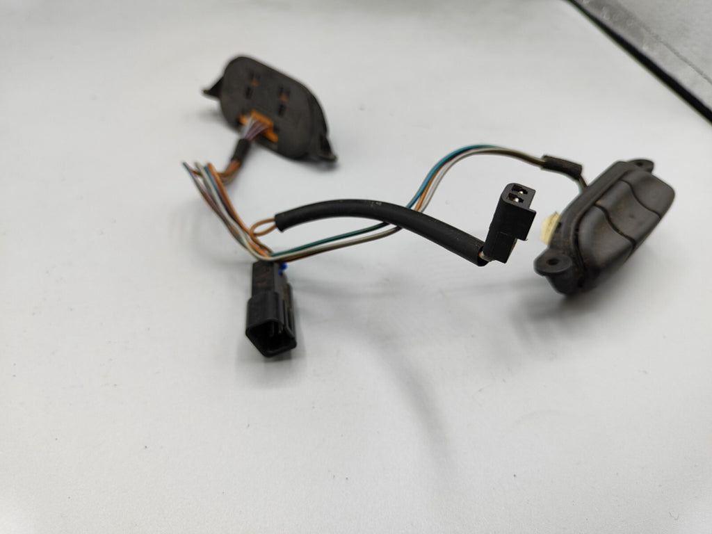 Opel Vectra B 2000 Steering Wheel Multifunction Buttons 15689800