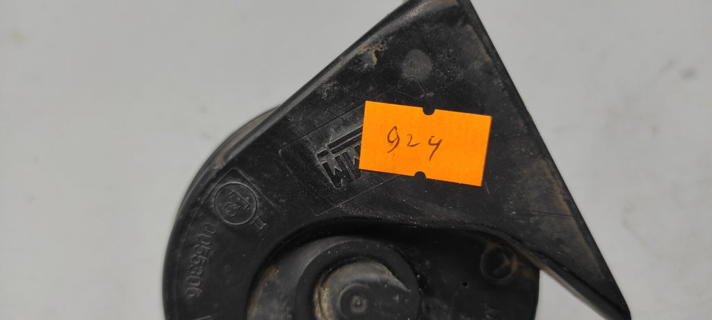 Alfa Romeo 159 1.9JTDm 88kW Diesel 2006 Front Horn 0055306