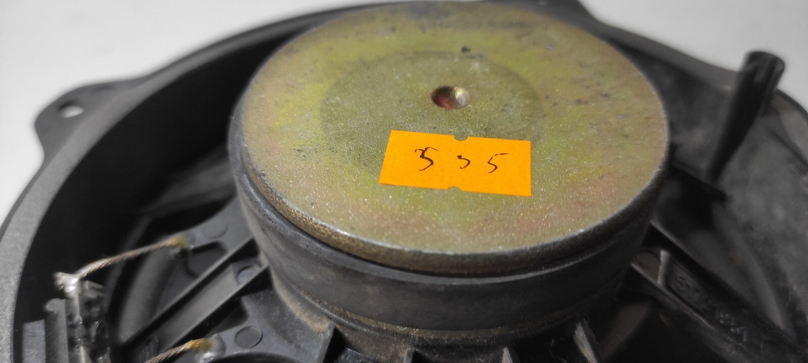 Alfa Romeo 147 1.9JTDm 8V 85kW Diesel 2002 Interior Door Speaker