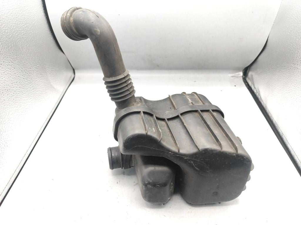 Alfa Romeo 159 1.9JTDm 2008 Intake resonator 51770155 