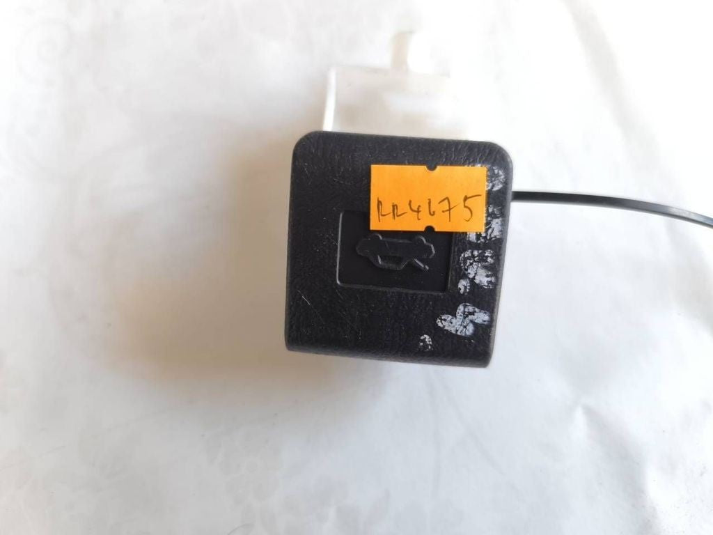 Toyota RAV 4 (XA30) 2008 bonnet hood release handle 